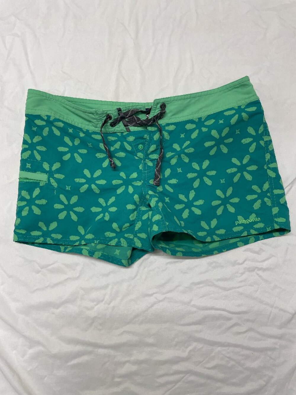 Patagonia green floral boardshorts
